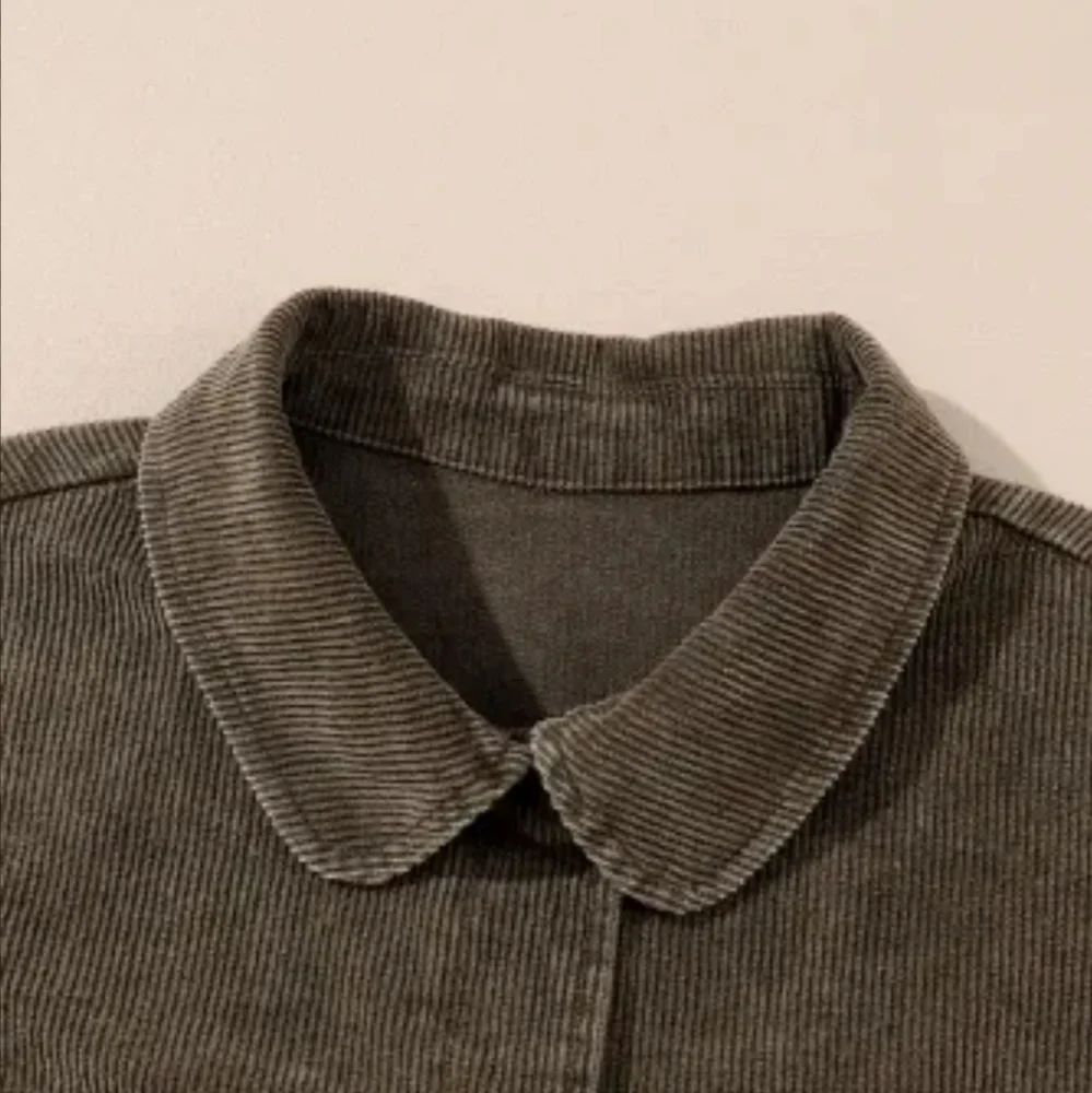 2 left😀New gray corduroy snakeskin trim jacket - Picture 11 of 17